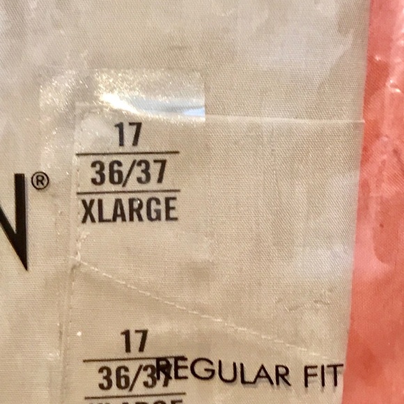 Men Vanheusrn XL dress shirt - -NEW! - Picture 3 of 4